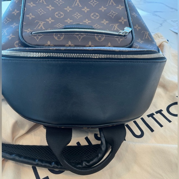 Louis Vuitton Josh Backpack - Picture 4 of 16